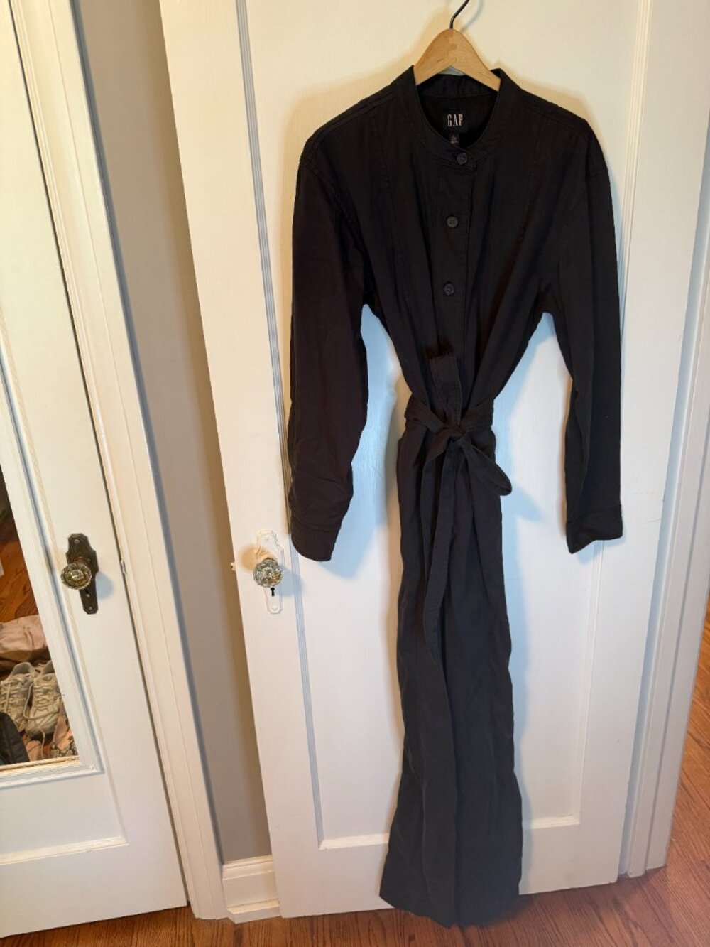 Gap Charcoal/Black Button Up Jumpsuit. Size 8 Long